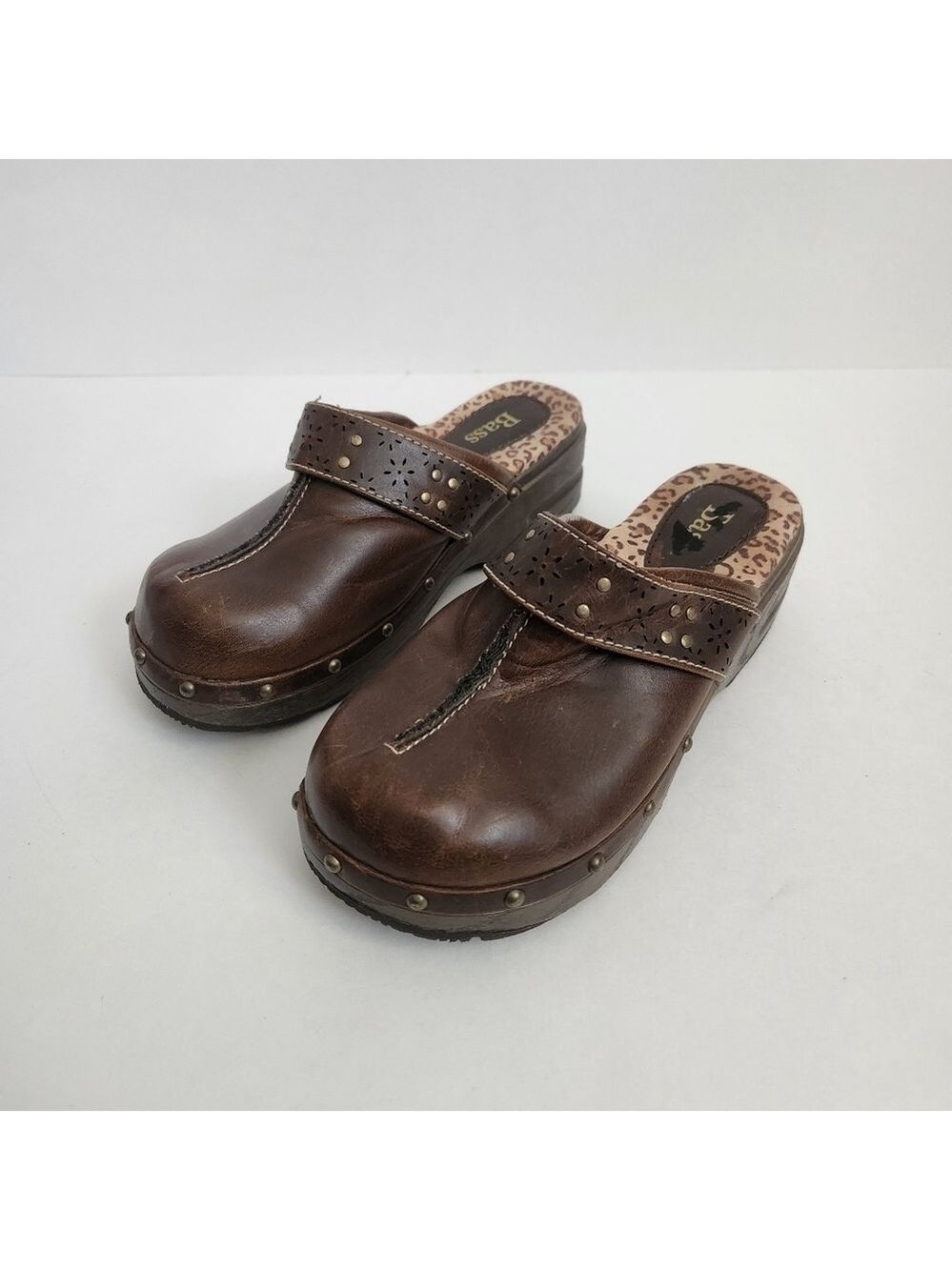 BASS | leather clogs brown girls sz 2